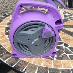 Hozelock Pico 10m garden Hose Reel with Multi Spray Gun