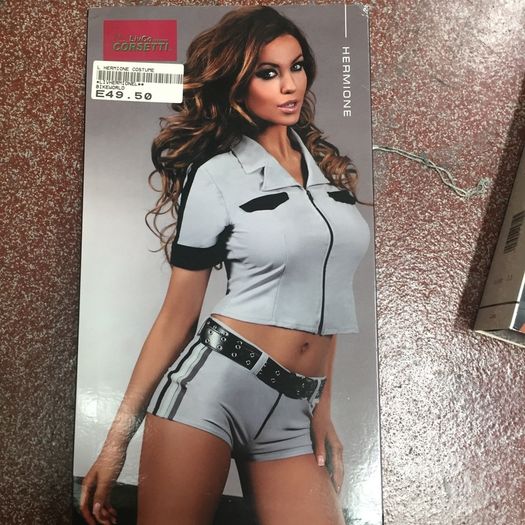 Costume