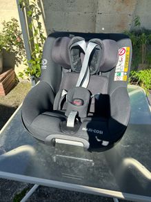 Maxi Cosi Pearl 360 with isofix