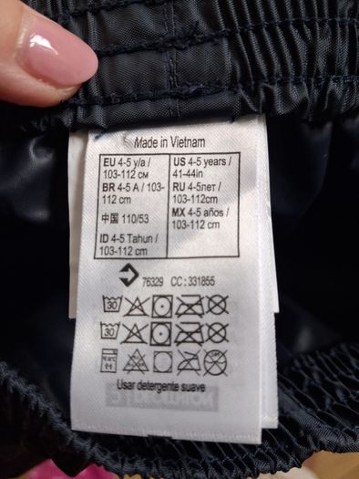 Free. Boys rain pants. Age 4 to 5