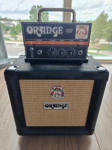 Orange Micro Dark Amp + Speaker Cabinet