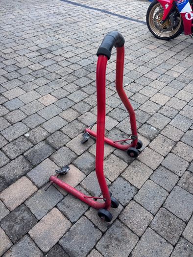Paddock Stand - Free
