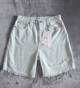 Calvin Klein Jeans W29 Pale Bluish Mint Distressed Mid Length Mom Shorts BNWT