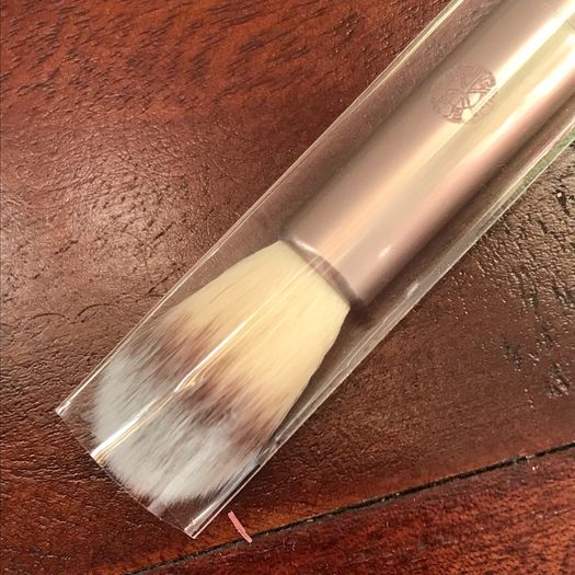 Luvia Face Definer Brush - New