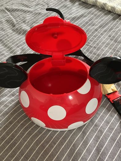 Minnie Mouse popcorn bucket