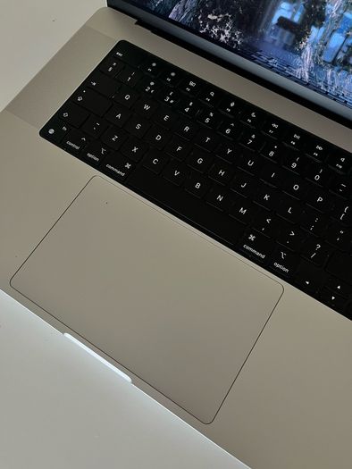 Macbook Pro 16 M4 Max 36gb Ram 1tb Ssd 2024 | Silver