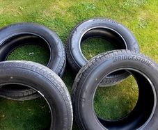 Bridgestone 225/65/17