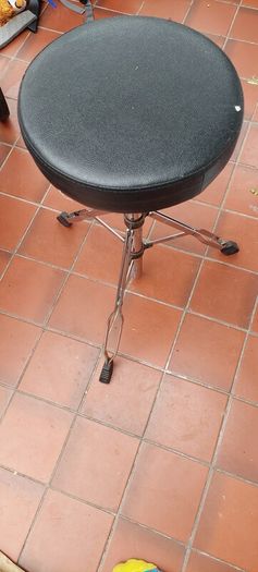 Drum stool/throne