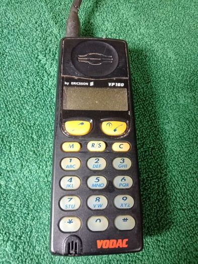 Vintage Ericsson VP 160 Mobile Phone