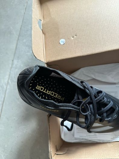Adidas Predator Football Boots 7.5UK