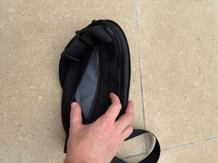 Aer Day Sling 3