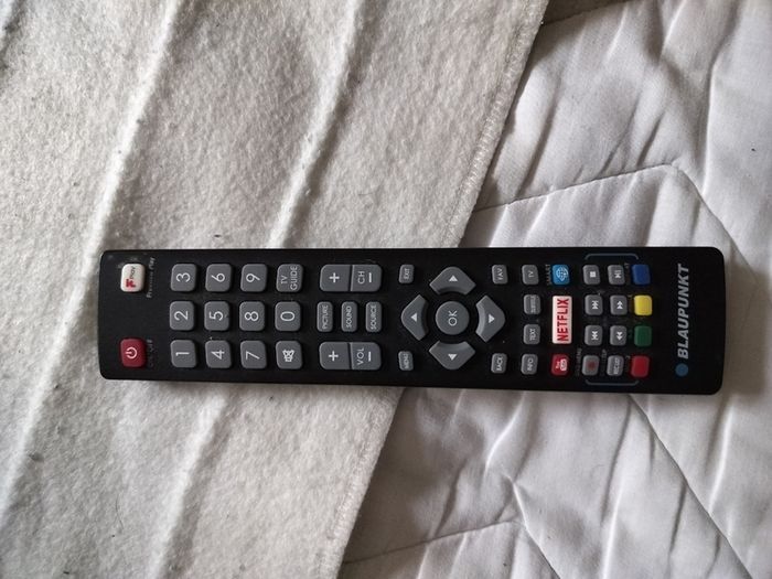 32 Inch TV