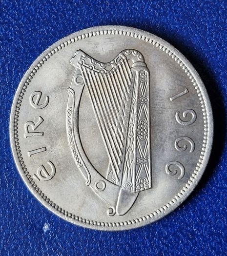 Ireland 1966 Excellent Half Crown Coin