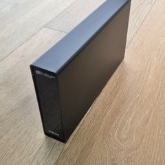 Wireless HDD/SSD enclosure