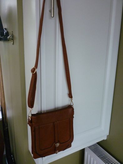 Hand Bag Crossbody Brown Faux Leather Multi Pocket Handbag- Purchased In Carraig Donn
