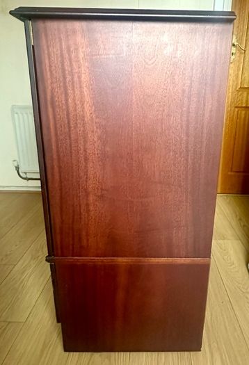 Furniture - TV Stand