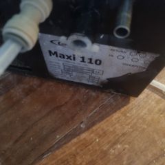 Beer cooler, beer gas, regulator and tap
