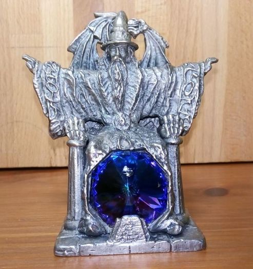 Metal Wizard Figure with Crystal - THE LORD OF THE WIZARDS