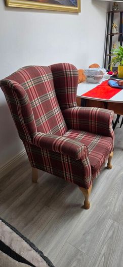 2 wingback armchairs, headboard & footstool