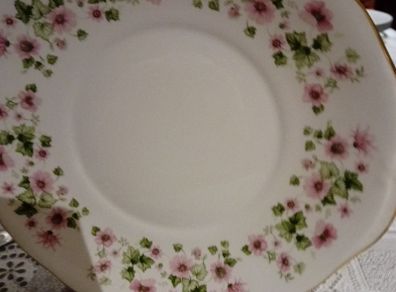 Queen Anne Bread/Cake Plate