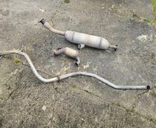 toyota auris exhaust