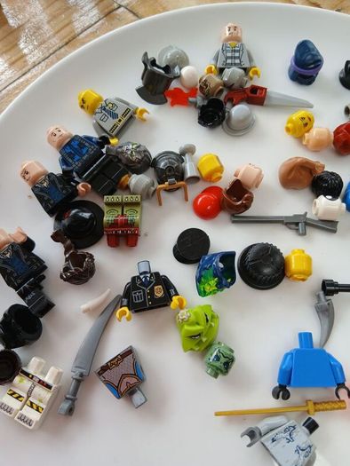 Lego Mini-figs
