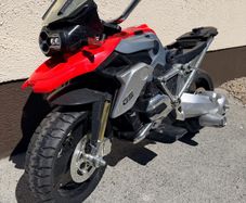 Electric motorcycle