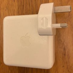61W USB-C Apple Power Adapter