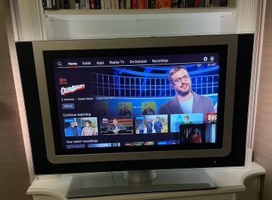 Tv Philips Cineos 32 inch screen model  32PF9830/10