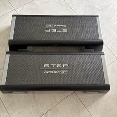 2 x Reebok Steps