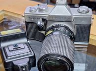 main image for ad Praktica Super TL 1000 Camera + PrinzFlex 80-200mm MC Macro Lens + Praktica 1600 A Flash (Used)