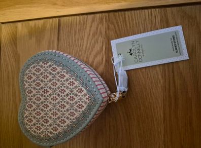 Carolyn Donnelly Heart Jewelery Case New