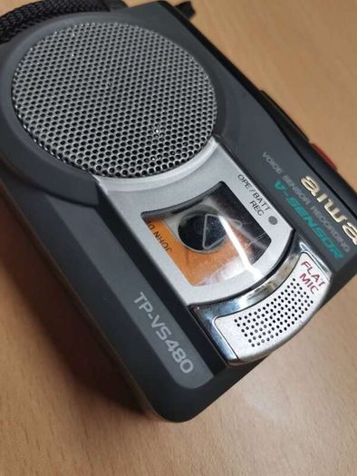 AIWA TP-VS480 Walkman Cassette Player Recorder
