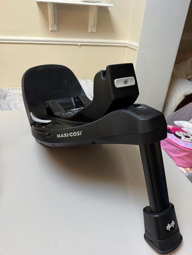 Maxi Cosi car seat