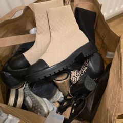 free mixed shoes size 4