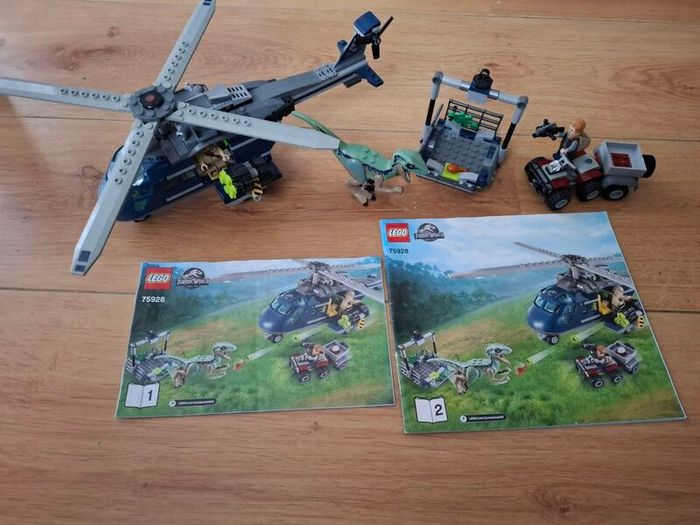 75928 Lego Jurassic World Blue's Helicopter Pursuit