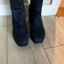 Carvella ankle boots  size 6 great condition. Image 3