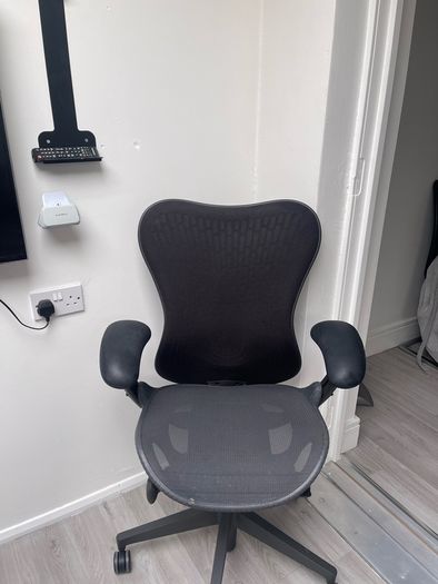 Herman Miller Mirra 2 Office Chair