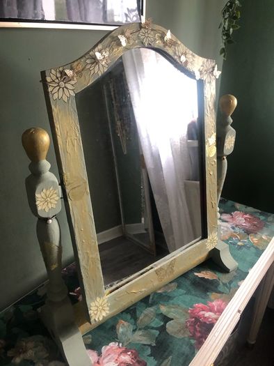 mirror