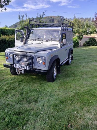 Land Rover Defender 2001