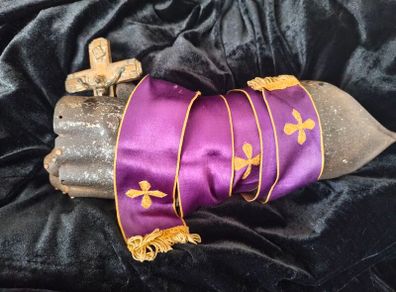 catholic priest purple and gold silk stole