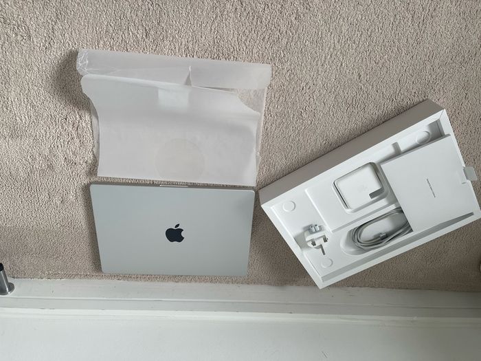 Macbook Pro 14" M1 16gb 512gb