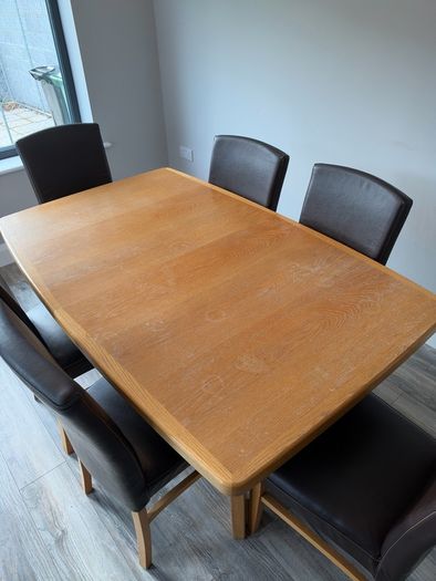 Oak extendable dining table + chairs