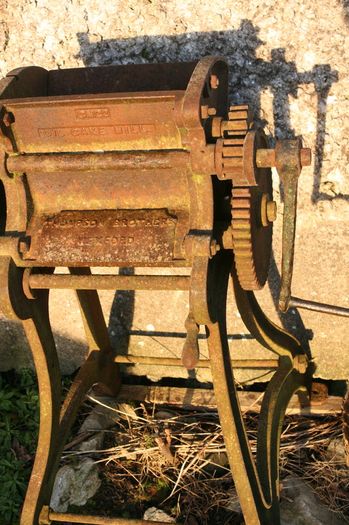 Antique Oil Cake Mill - Thompson Brothers  Vexford Antique Milling Machine