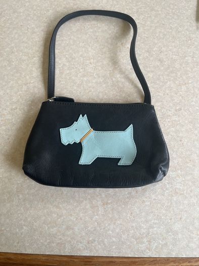 Ladies Radley Black Leatger Small Handbag