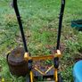 Hand fork lift Image 2