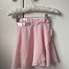 ballet skirt 'Tu' age 7