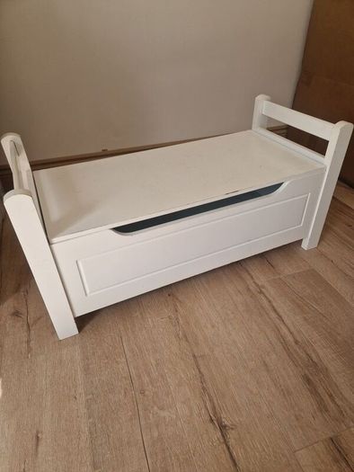 Storage unit