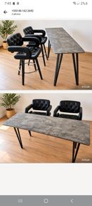 breakfast bar and stools