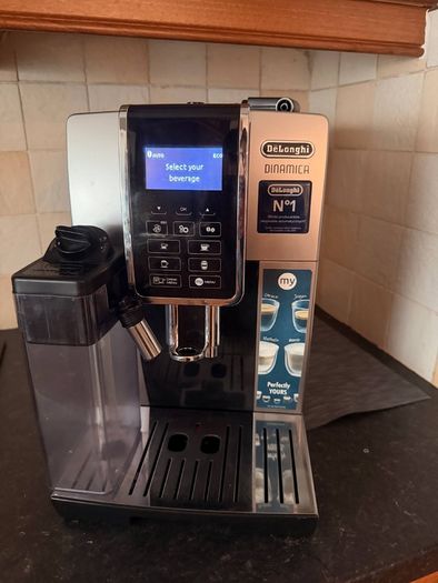 Delonghi  Dinamica Coffee Machine